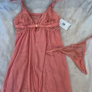 New w. Tags “Mauve Glow” Babydoll snap close lingerie with matching panties